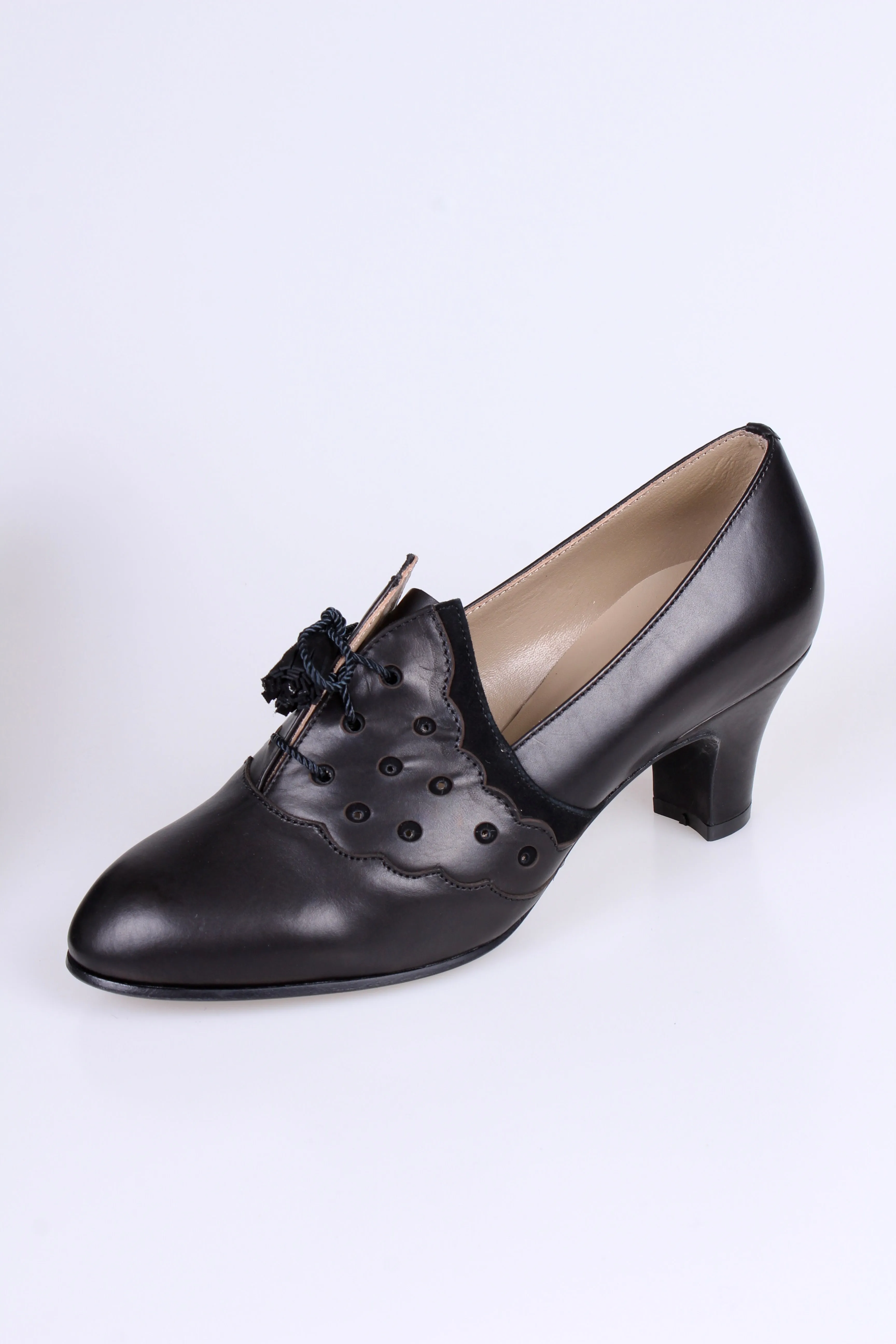 1930s everyday Oxford shoes with tassels - Black - Mildred