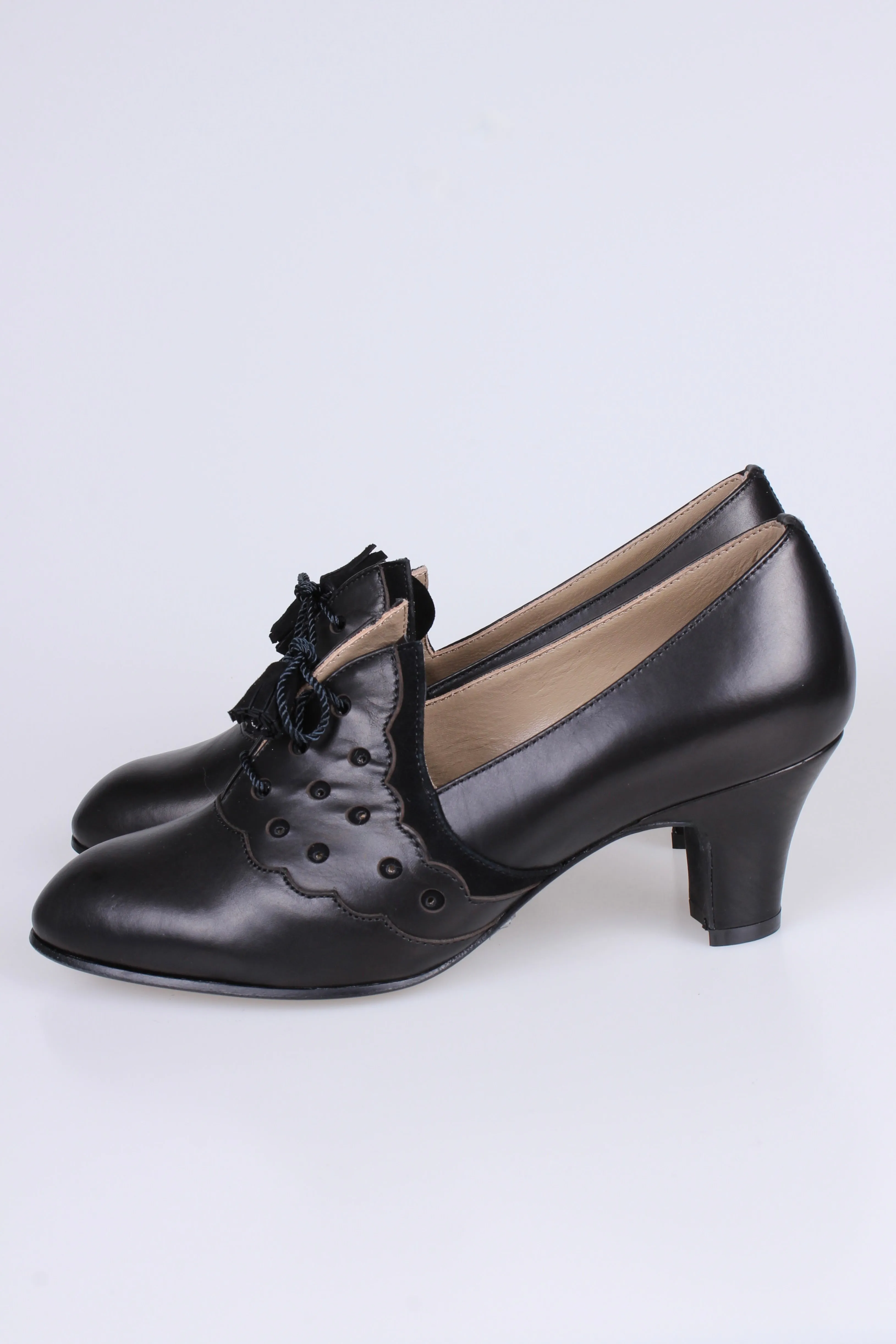 1930s everyday Oxford shoes with tassels - Black - Mildred