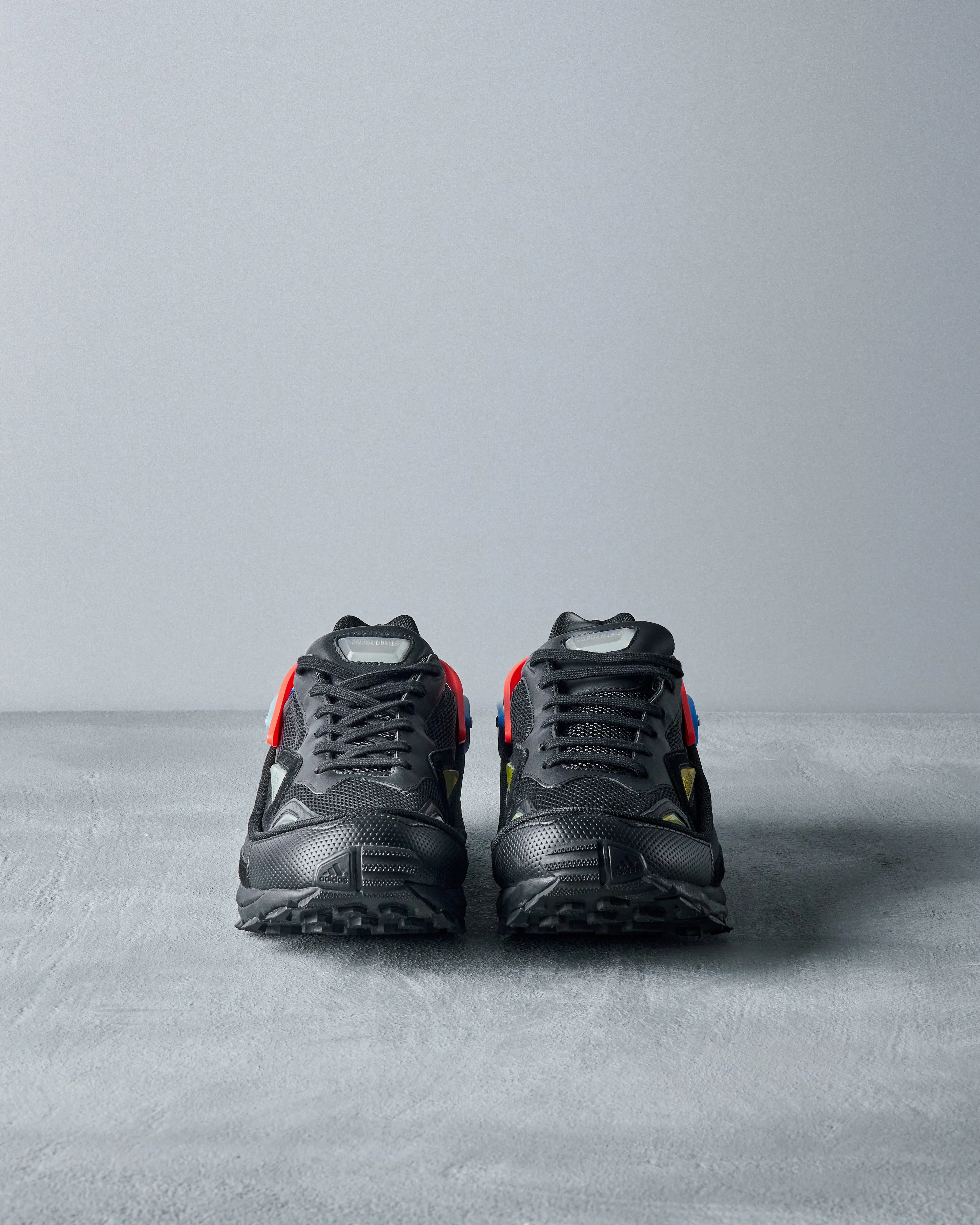 Adidas x Raf Simons 2015 Response trail 2 sneaker