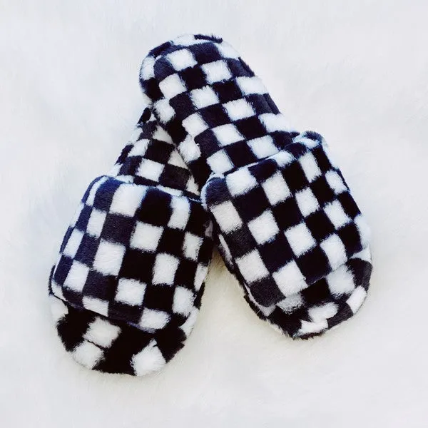 Cozy Checker Lounge Slippers