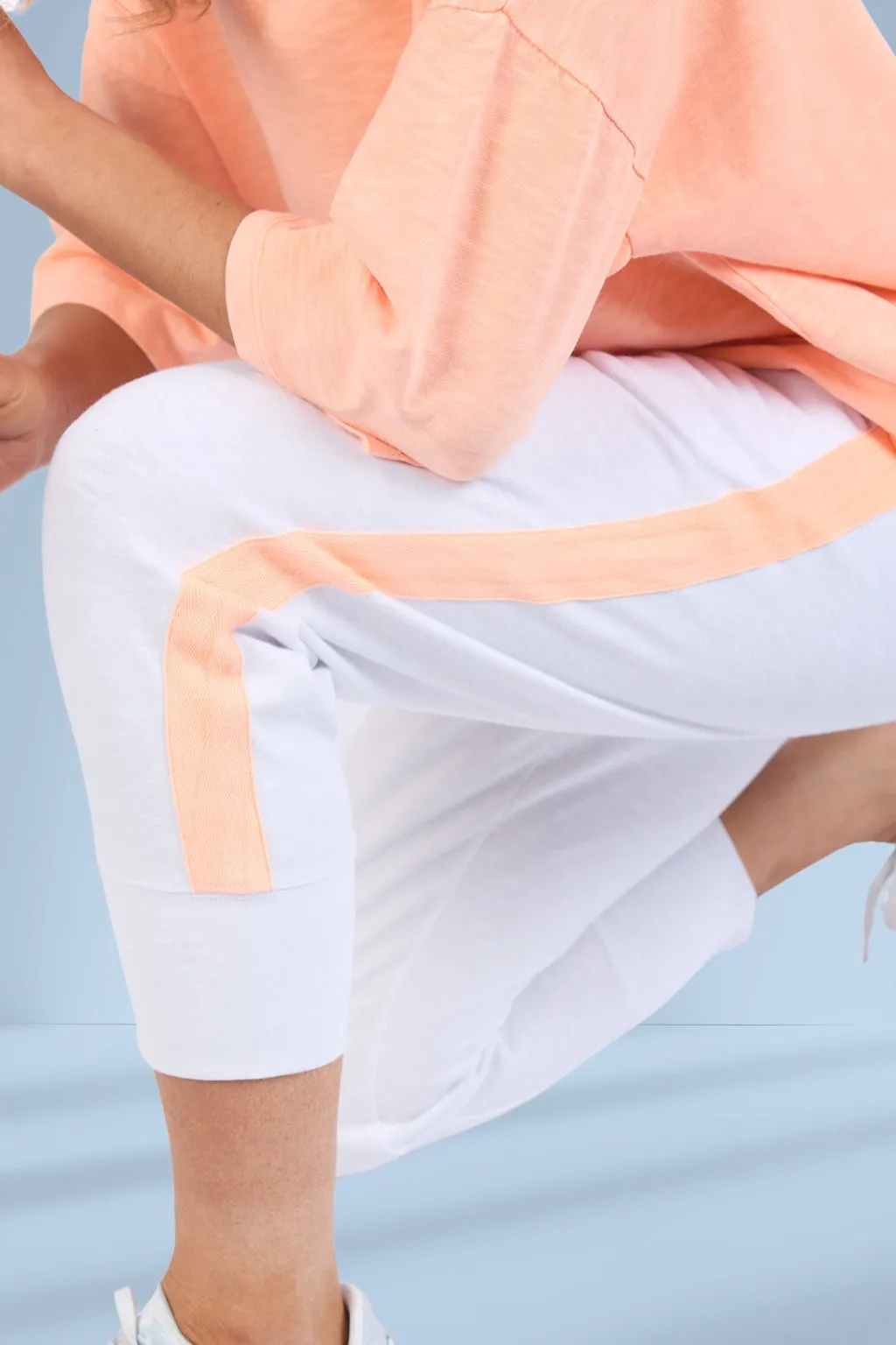 Elm Brunch Pants Side Tape White Neon Orange Tape