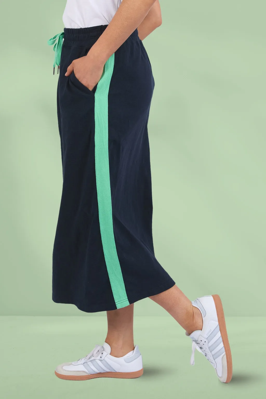 Elm Brunch Skirt Side Tape Navy Neon Green Tape