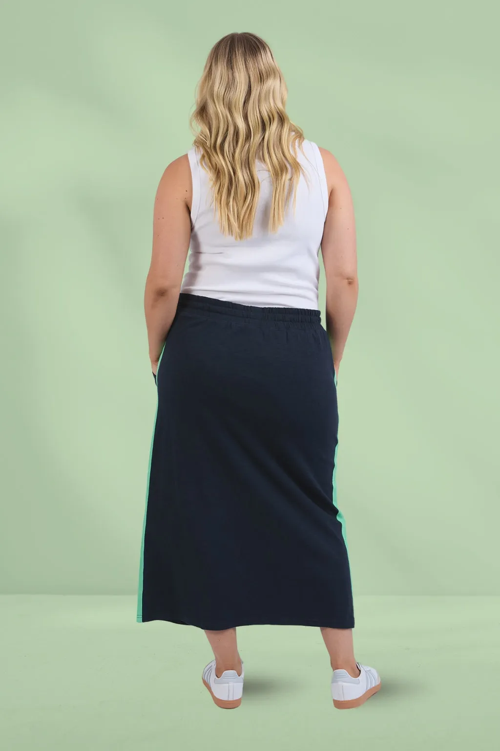 Elm Brunch Skirt Side Tape Navy Neon Green Tape