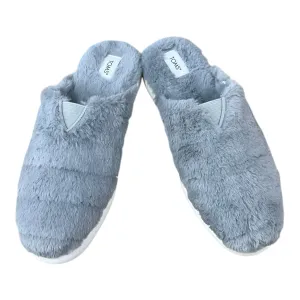 Slippers By Toms